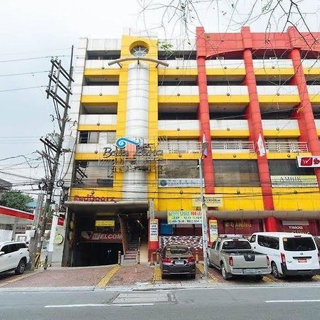 Sir William'S Hotel Quezon City Exterior foto