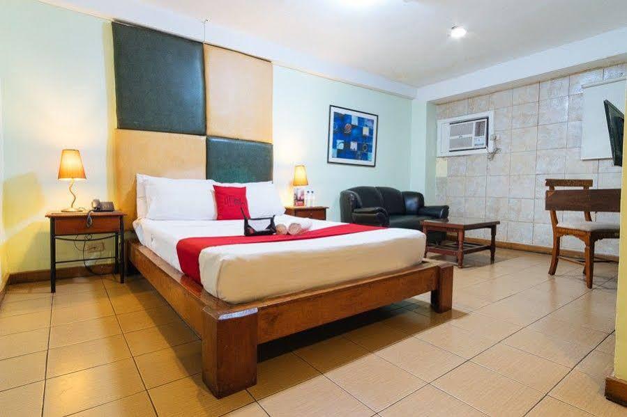 Sir William'S Hotel Quezon City Exterior foto